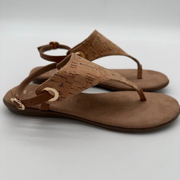 Aerosoles Conclusion Comfort Casual Cushion Cork Flat Thong Sandals NWOB 7 - Picture 1 of 7